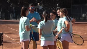 L'equip infantil femení de tennis tanca un curs sense derrotes