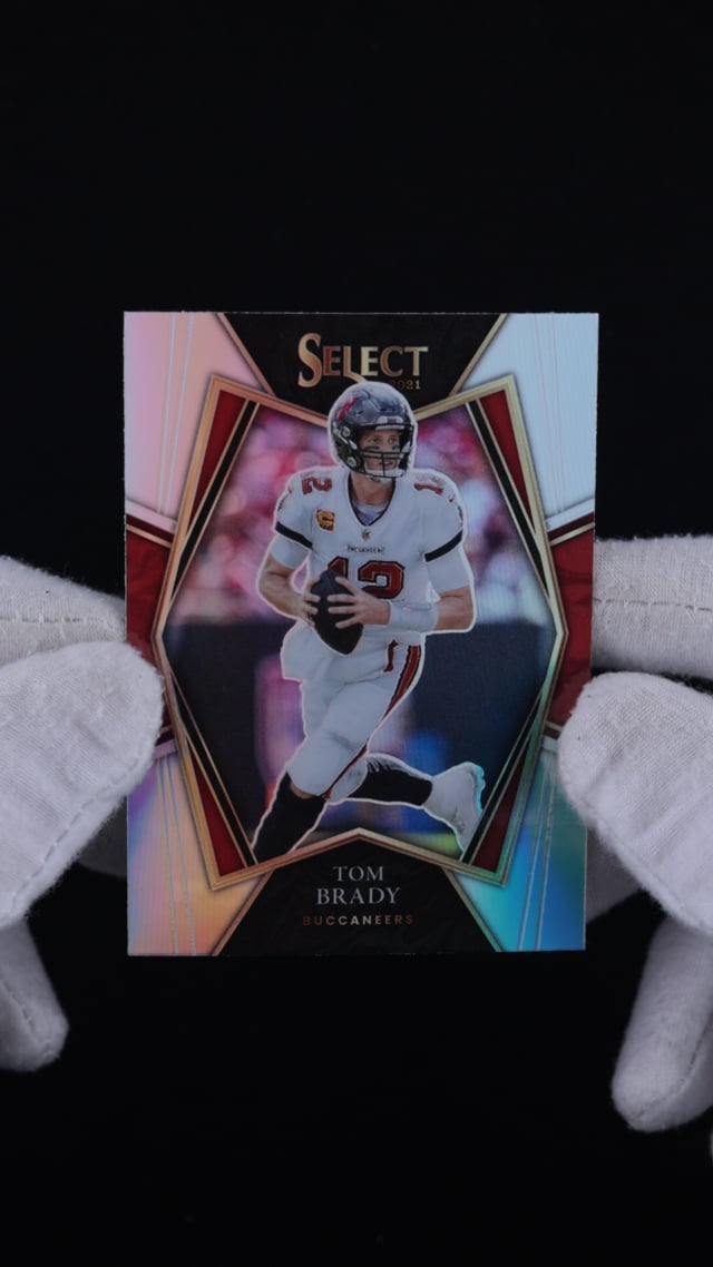 : Tom Brady 2019 Panini Select Silver Prizm Football