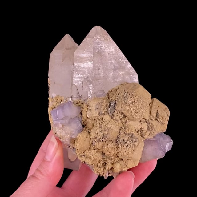 Quartz with Siderite and Fluorapatite