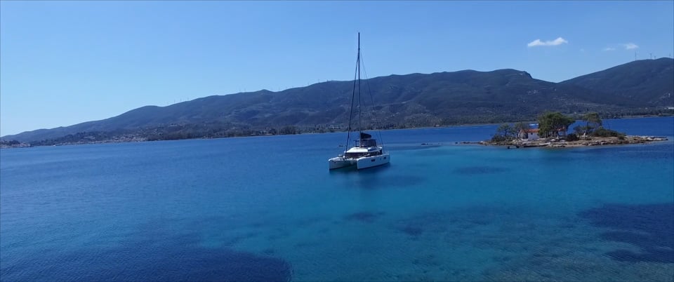 Queen of Diamonds Lagoon 52