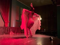 Sophie D’Ishtar Burlesque Show „Egyptian Nights“