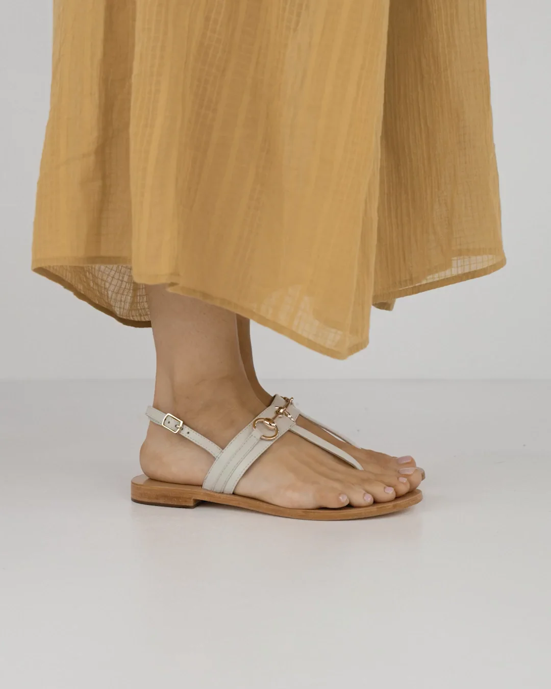 Asos Oasis Toe Post Sandals Low Heel Sandals Woman Heel Cm White