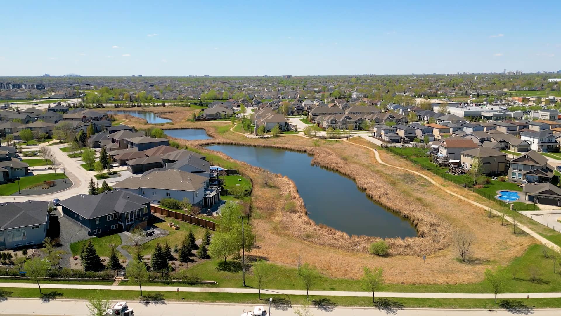 110 Tallgrass CresPresented by Walter Mota on Vimeo