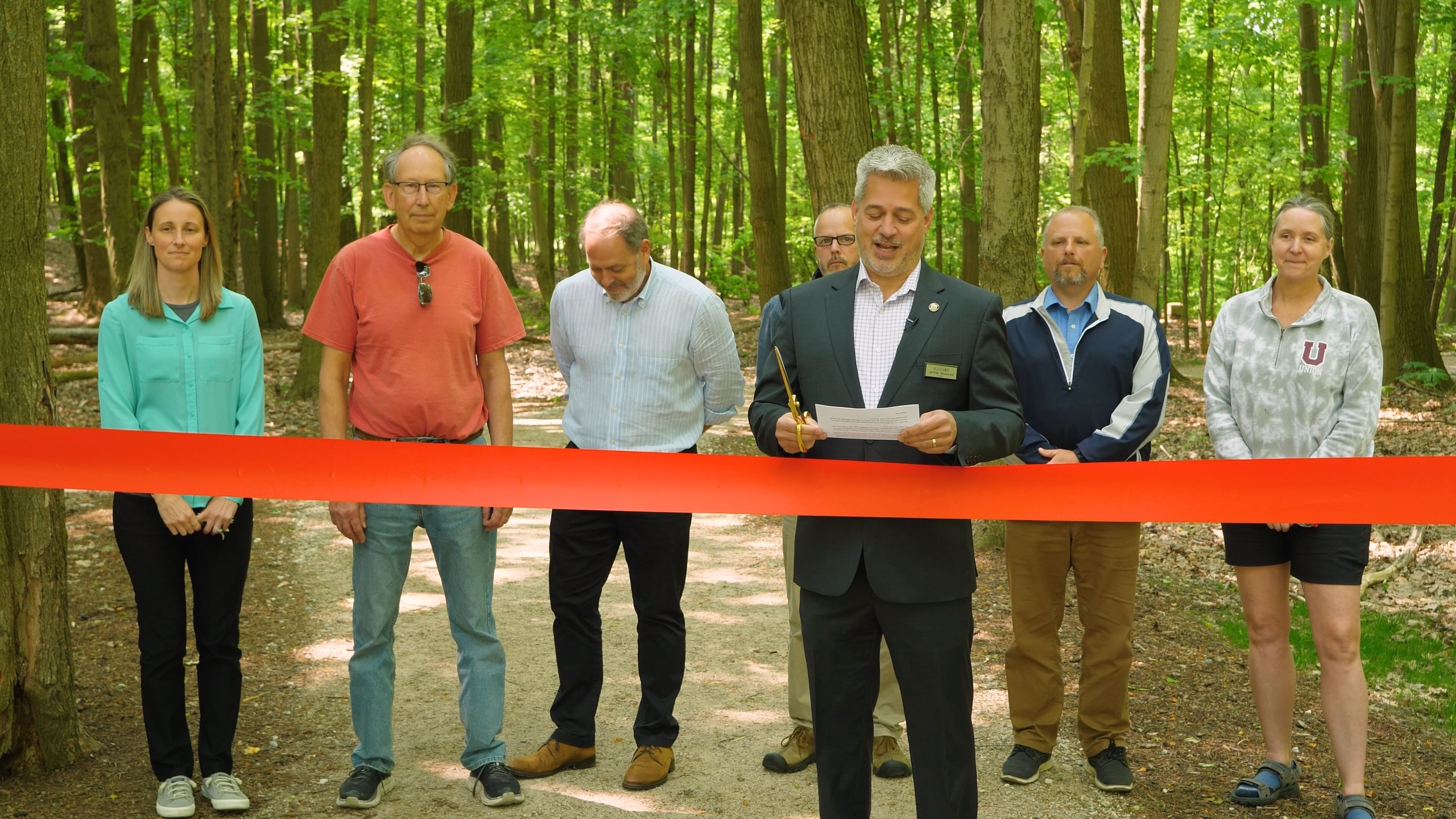 Veterans Trail Phase 3 Ribbon Cutting