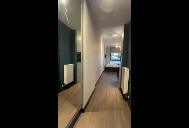 Video 1: Sleeping area