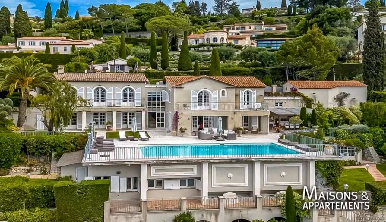 MOUGINS MAISON A VENDRE 4 750 000 € 324 m² 8 pièce(s) on Vimeo