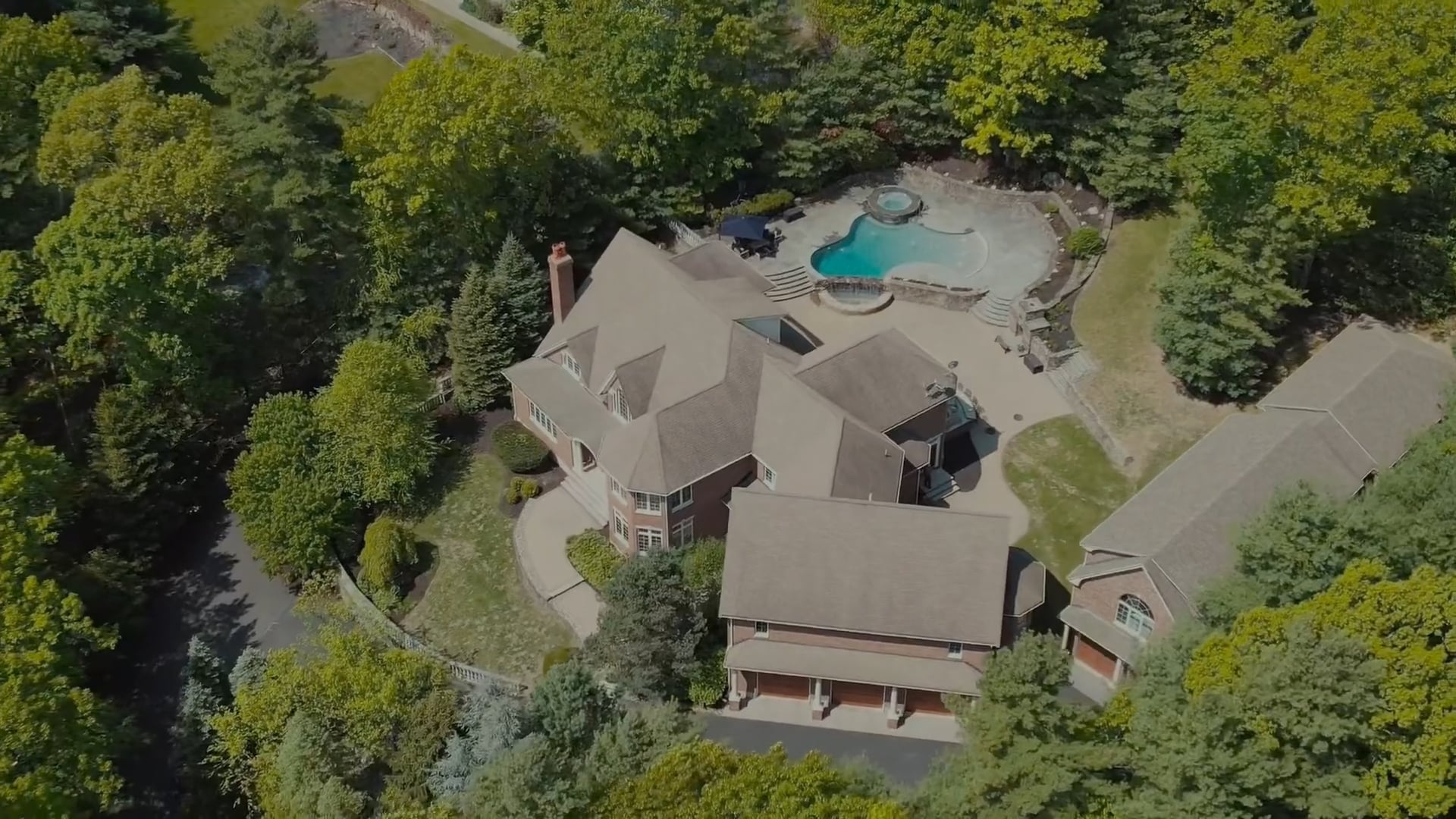 153 Pine Street Dover, MA on Vimeo