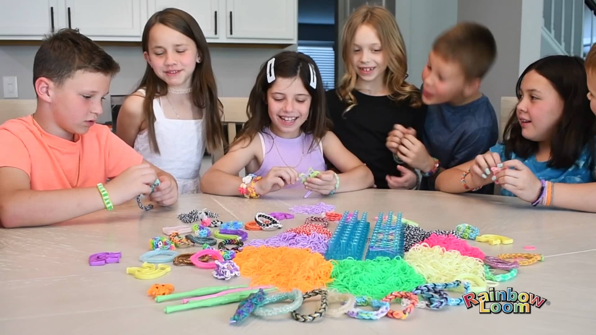 Rainbow Loom 30 Second Commercial on Vimeo