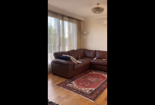 Video 1: 
