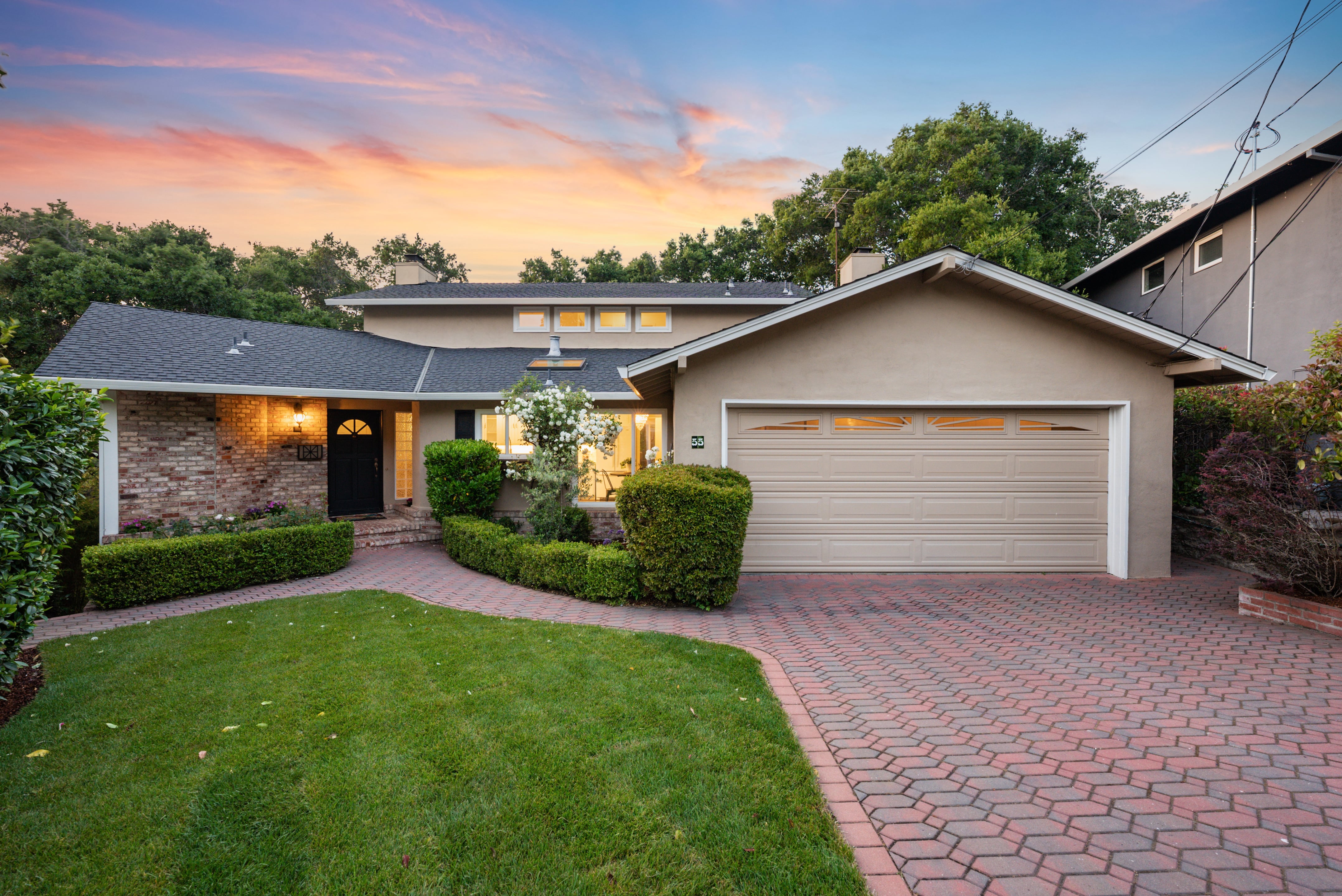 55 Treetop Lane on Vimeo