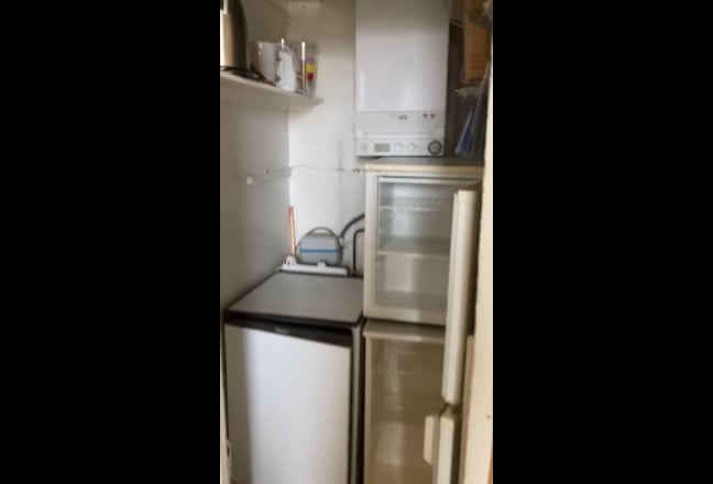 2 double rms and boxroom, spacious, bright Main Photo