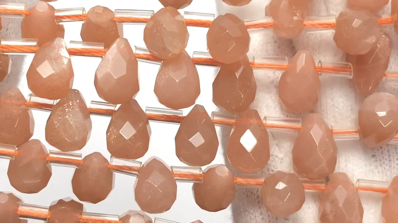 これはすっごい！綺麗で重厚感あるオレンジムースストーン！ズーンとくる！ これはすっごい！綺麗で重厚感あるオレンジムースストーン