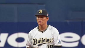 【8回表】守備でも圧倒!! バファローズ・山本由伸 高いバウンドの打球を軽快にさばく!!  2023年5月30日 オリックス・バファローズ 対 広島東洋カープ