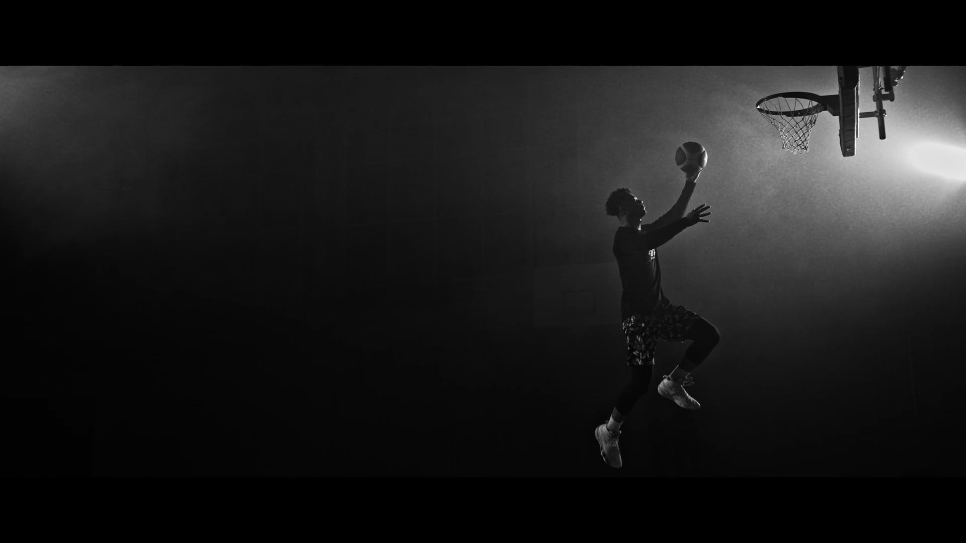 Levanga Hokkaido - the last holly war -