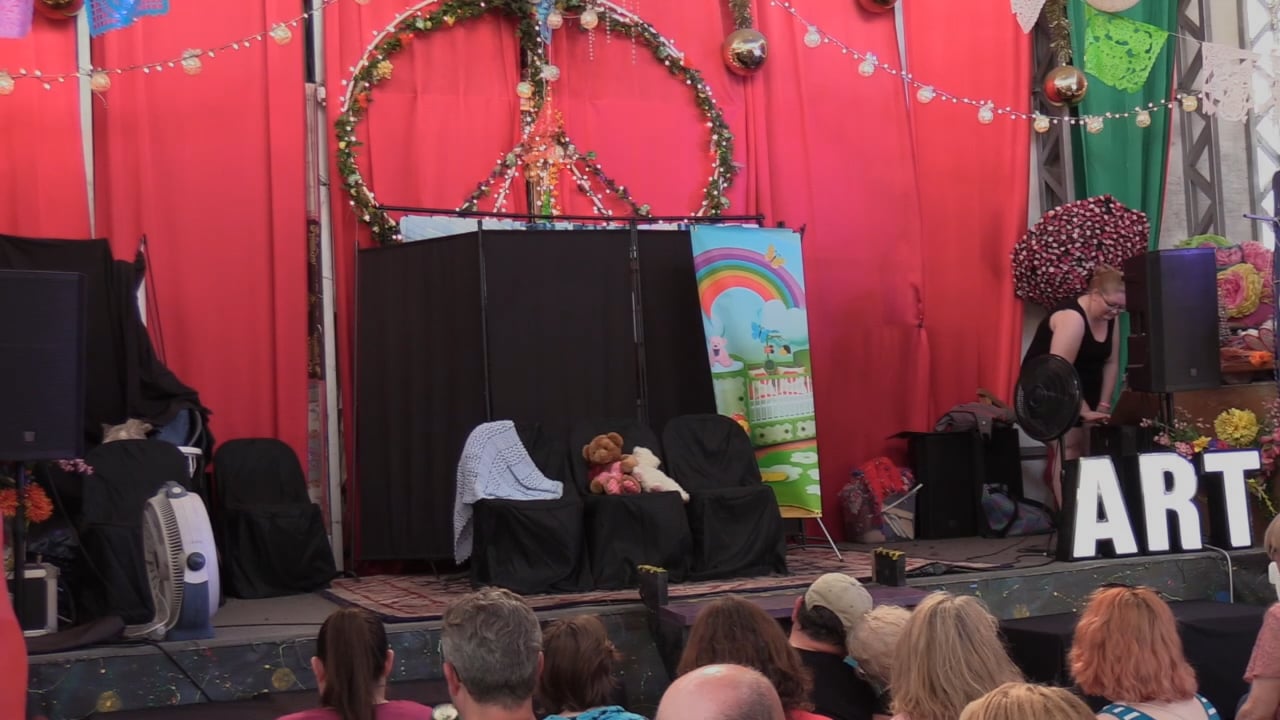 Cradle Robber 52023 on Vimeo