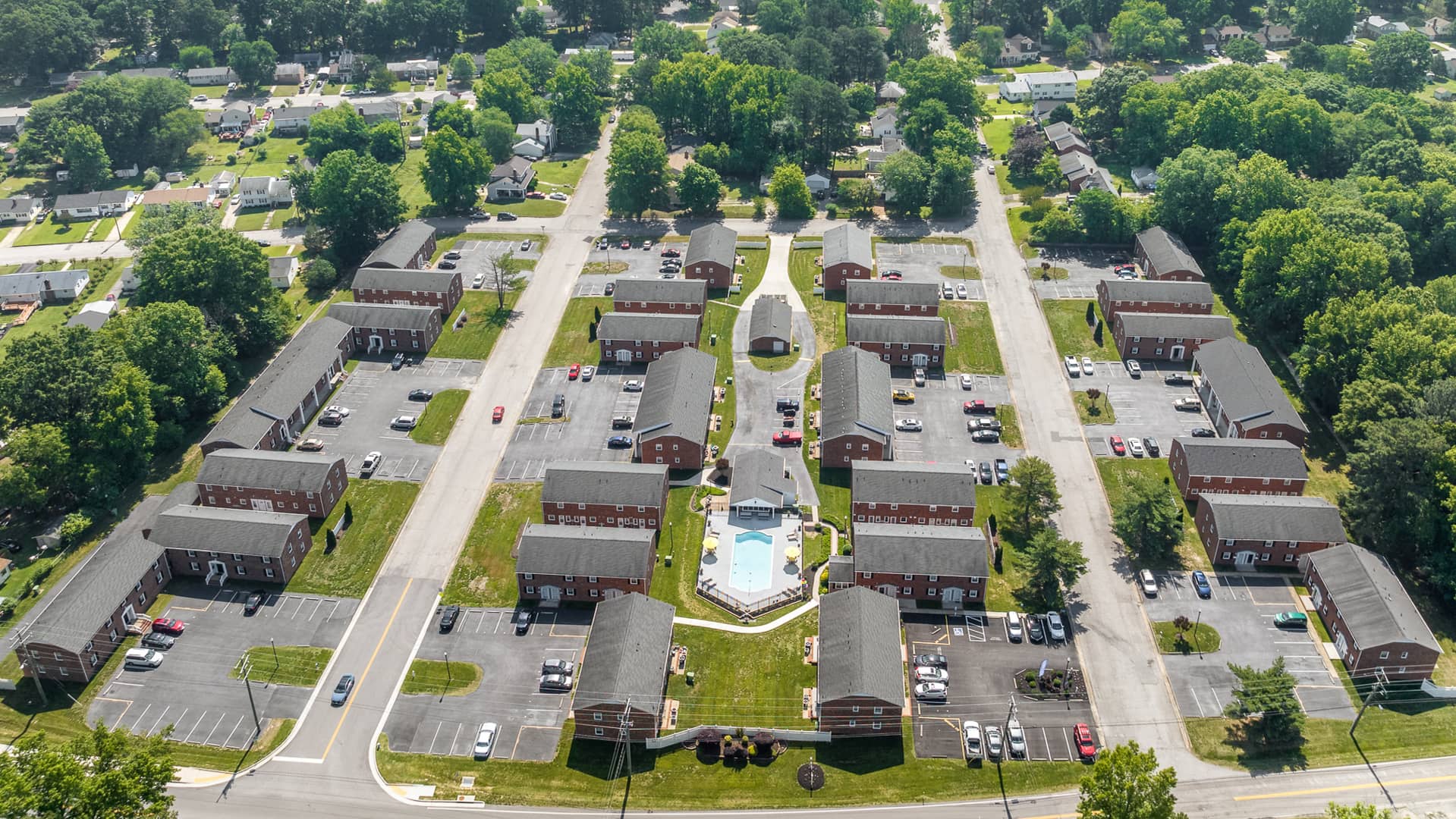 Farmingdale Townhouses on Vimeo