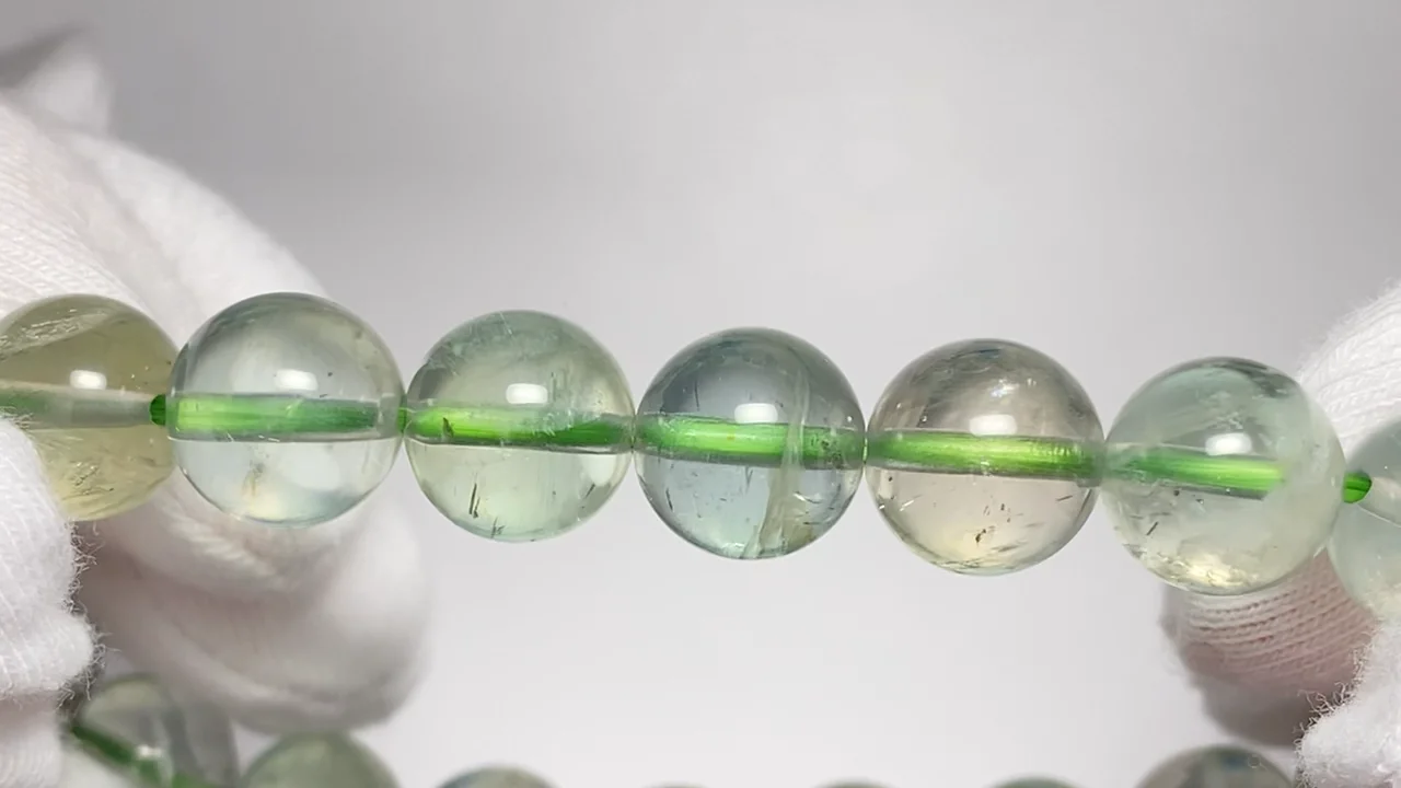 動画】【1点もの】宝石質グリーンサンストーン ラウンド9.5mm 1連