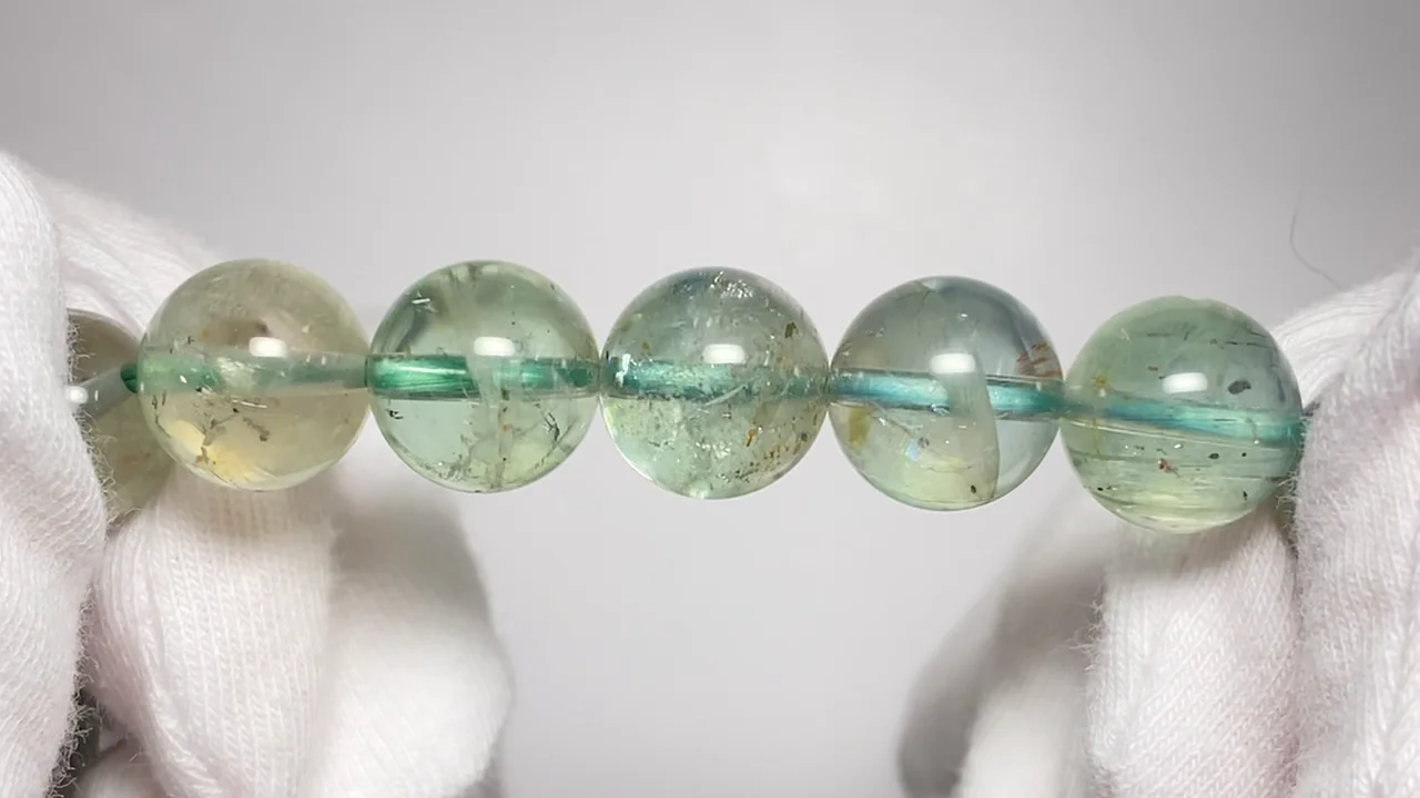 動画】【1点もの】宝石質グリーンサンストーン ラウンド10mm 1連