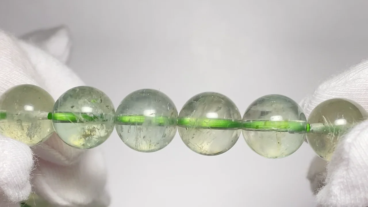 動画】【1点もの】宝石質グリーンサンストーン ラウンド10mm 1連
