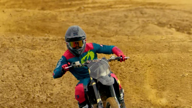 Tenue, Vetement et Combinaison Motocross pas cher - OH-MOTOS