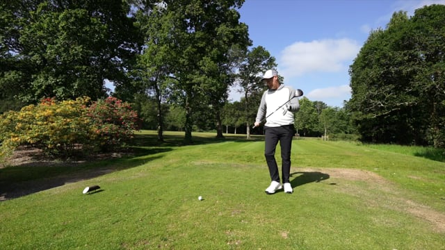 How to hit your fairway wood from the tee