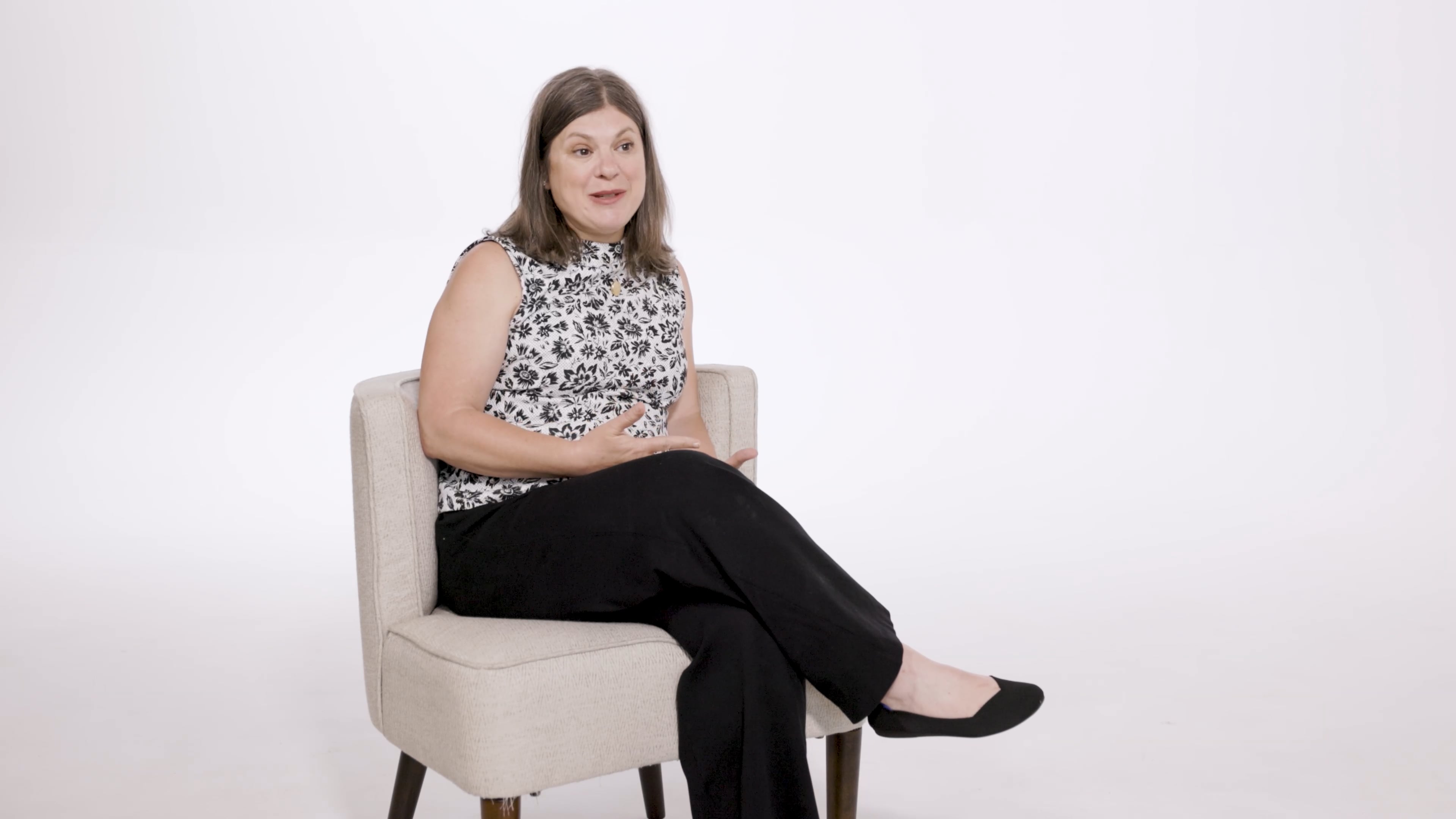 Angie_Cullen,_Nest_Realty on Vimeo