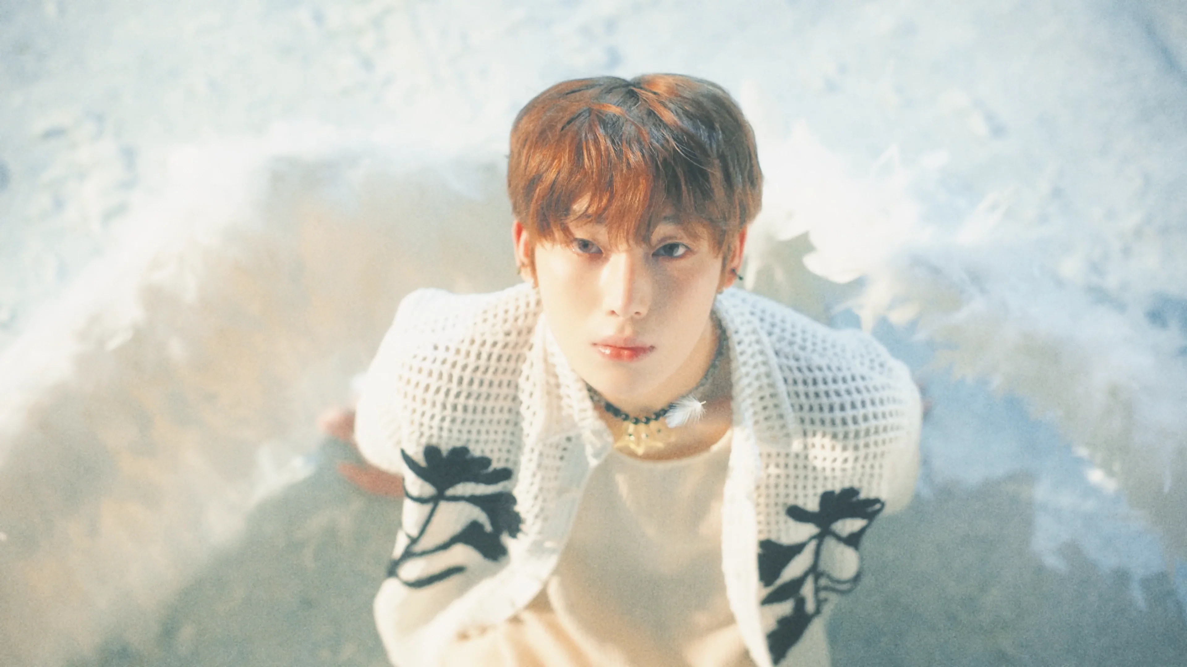 Песни enhypen sacrifice. Blossom enhypen обложка. Чонвон blessed-cursed. Sacrifice enhypen. Группа enhypen участники.