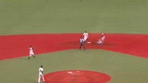 【4回表】緩い打球を好処理!! バファローズ・西野真弘 ベテランの技が光るランニングスロー!!  2023年6月8日 オリックス・バファローズ 対 読売ジャイアンツ