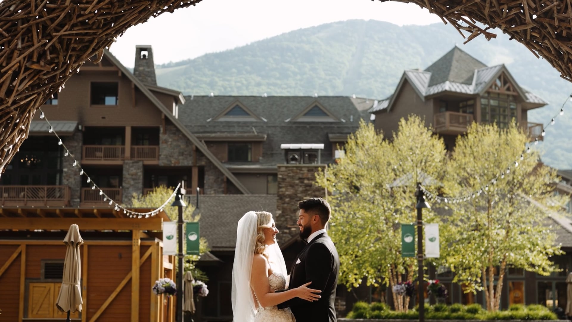 Kelly & Daniel - Feature