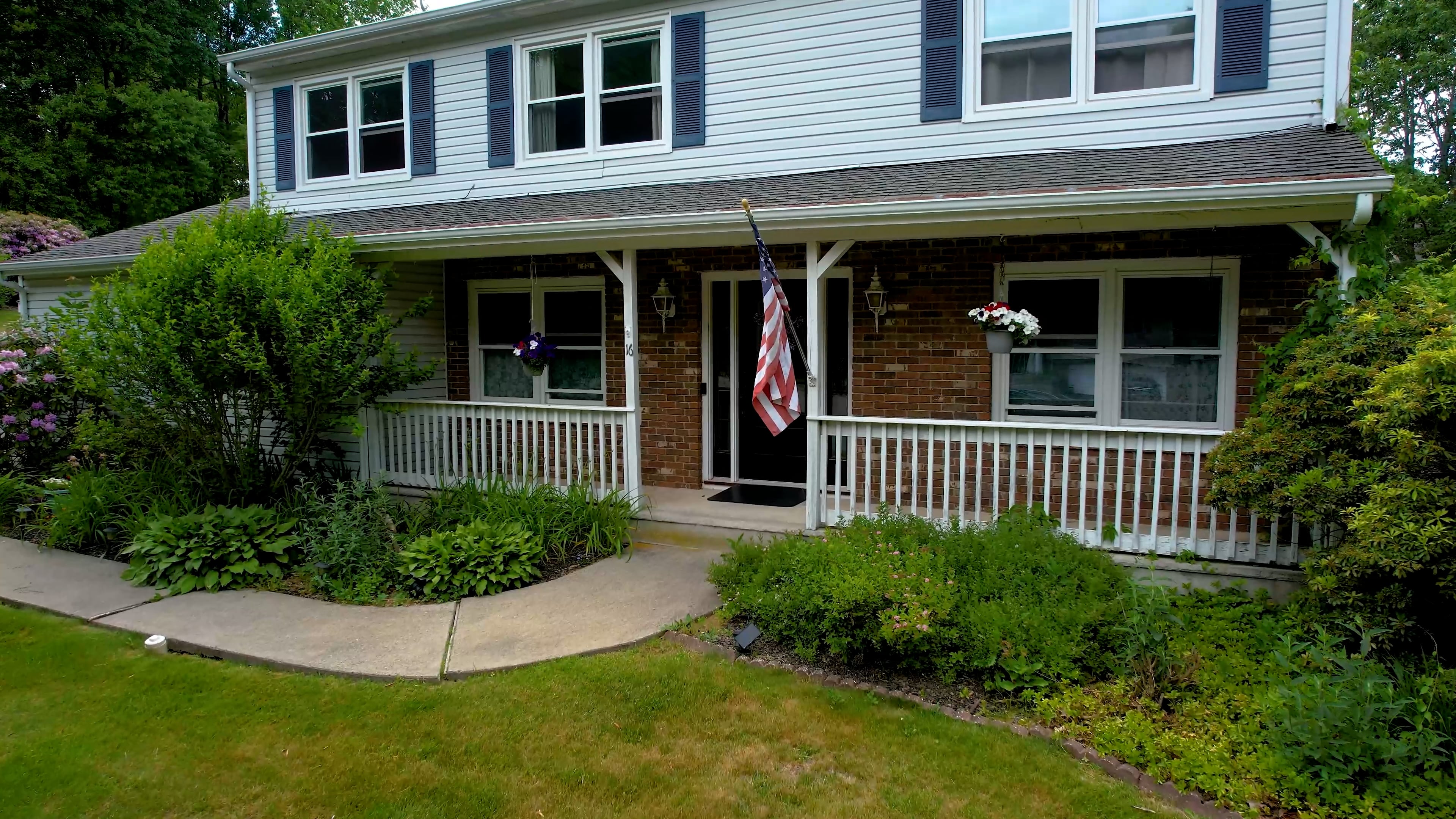 16 Camelot Dr, Mount Olive Twp., NJ by Cinemaflight on Vimeo