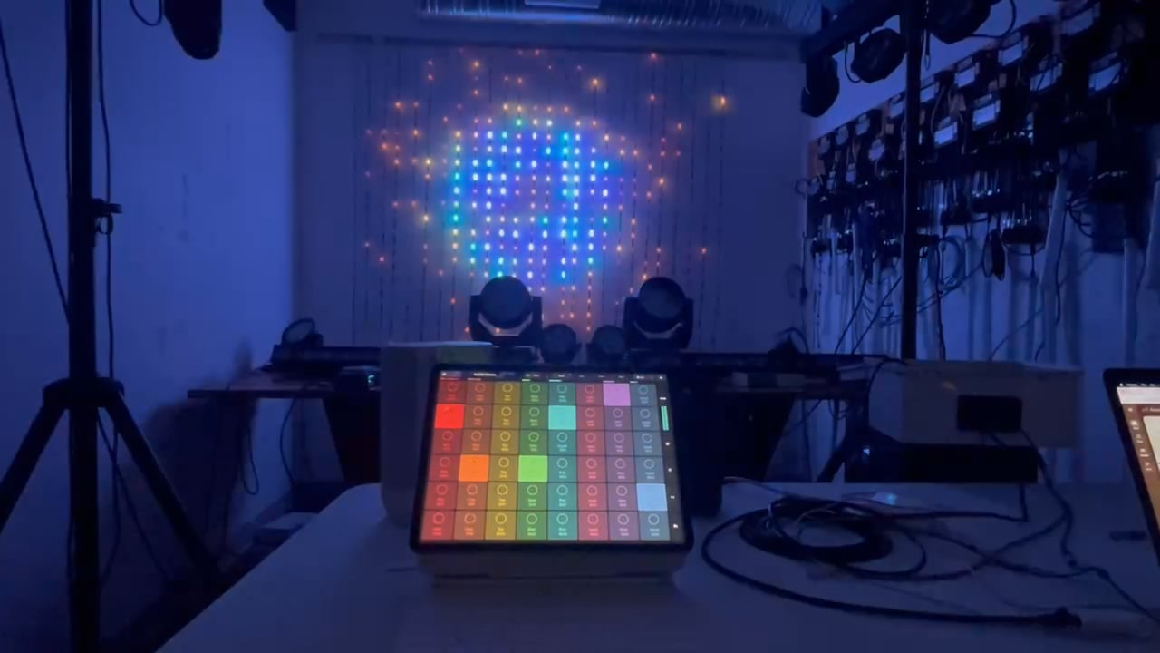 Aurora Pixel Wall with Launchpad