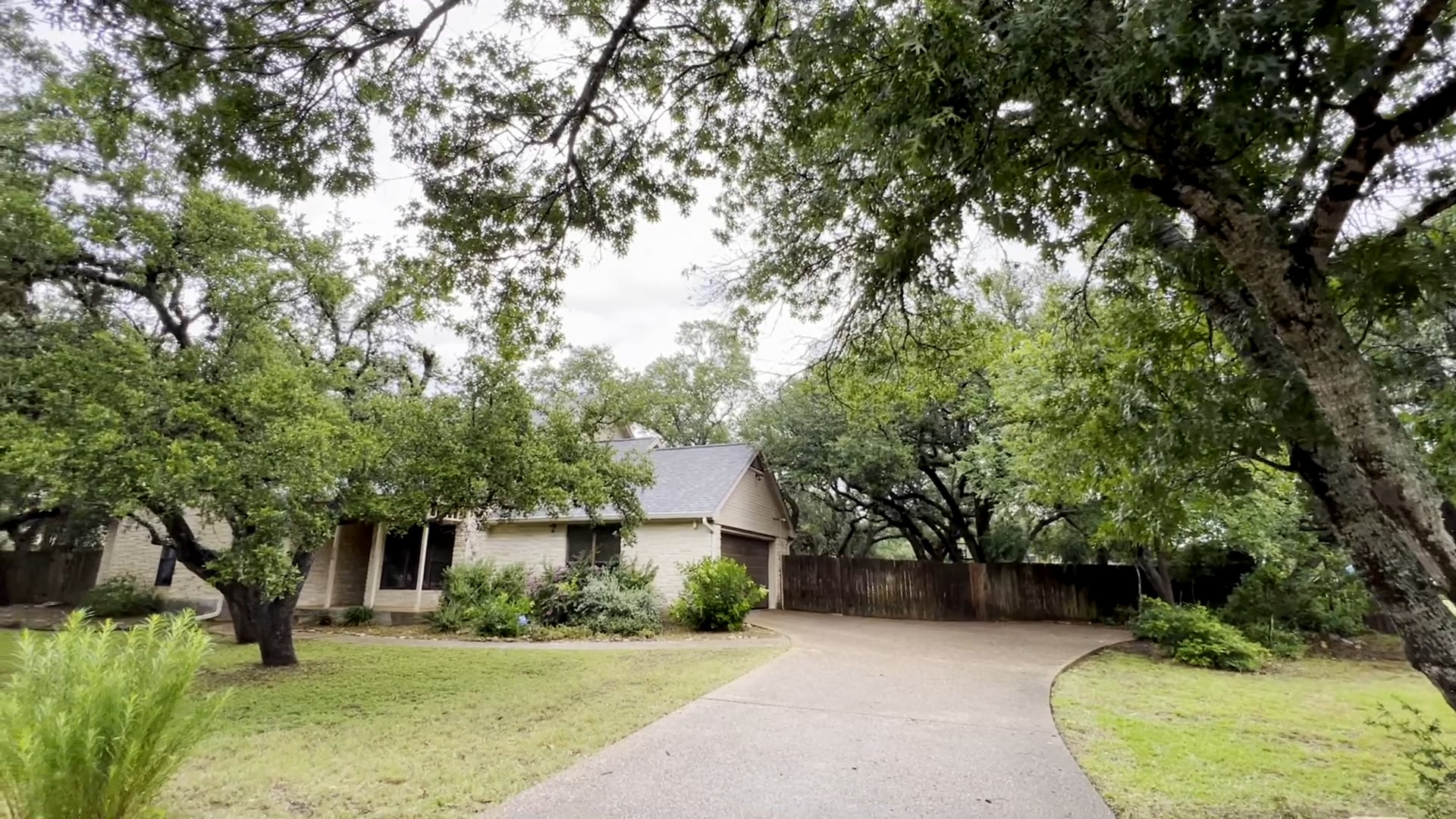 819 Kemp Hills Drive on Vimeo