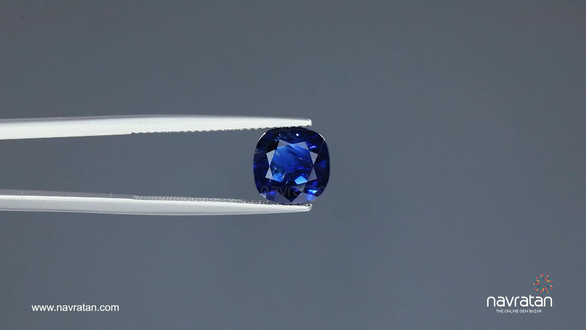 Certified Natural Blue Sapphire - 3.2 Carat | Navratan.com