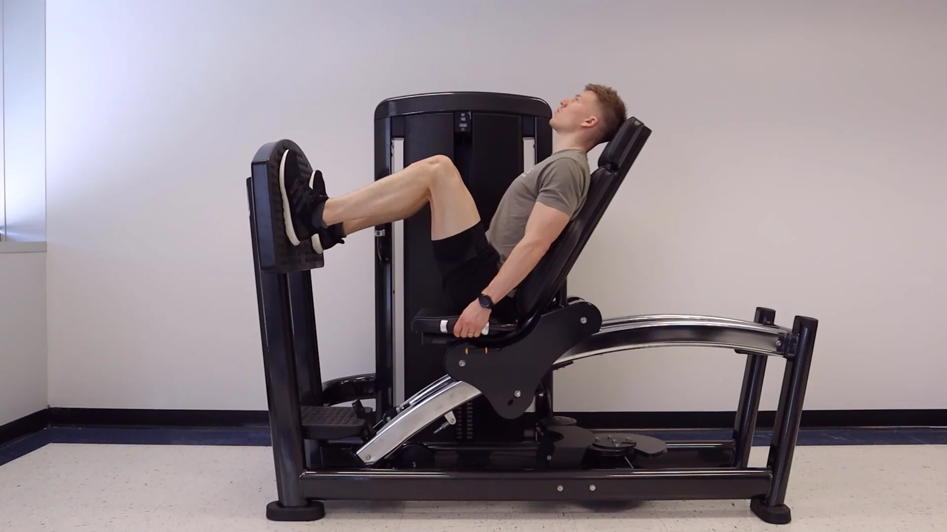 アングルレッグプレス アングルドレッグプレス-① - GearNine-ギアナインで限界を超え