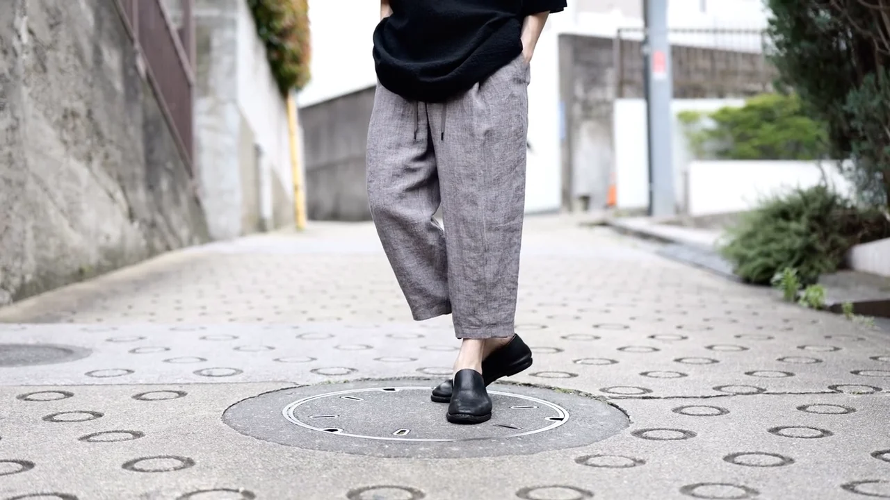 Vimeo update】DEVOAのBaggy Cropped Pants. « GULLAM グラム セレクト