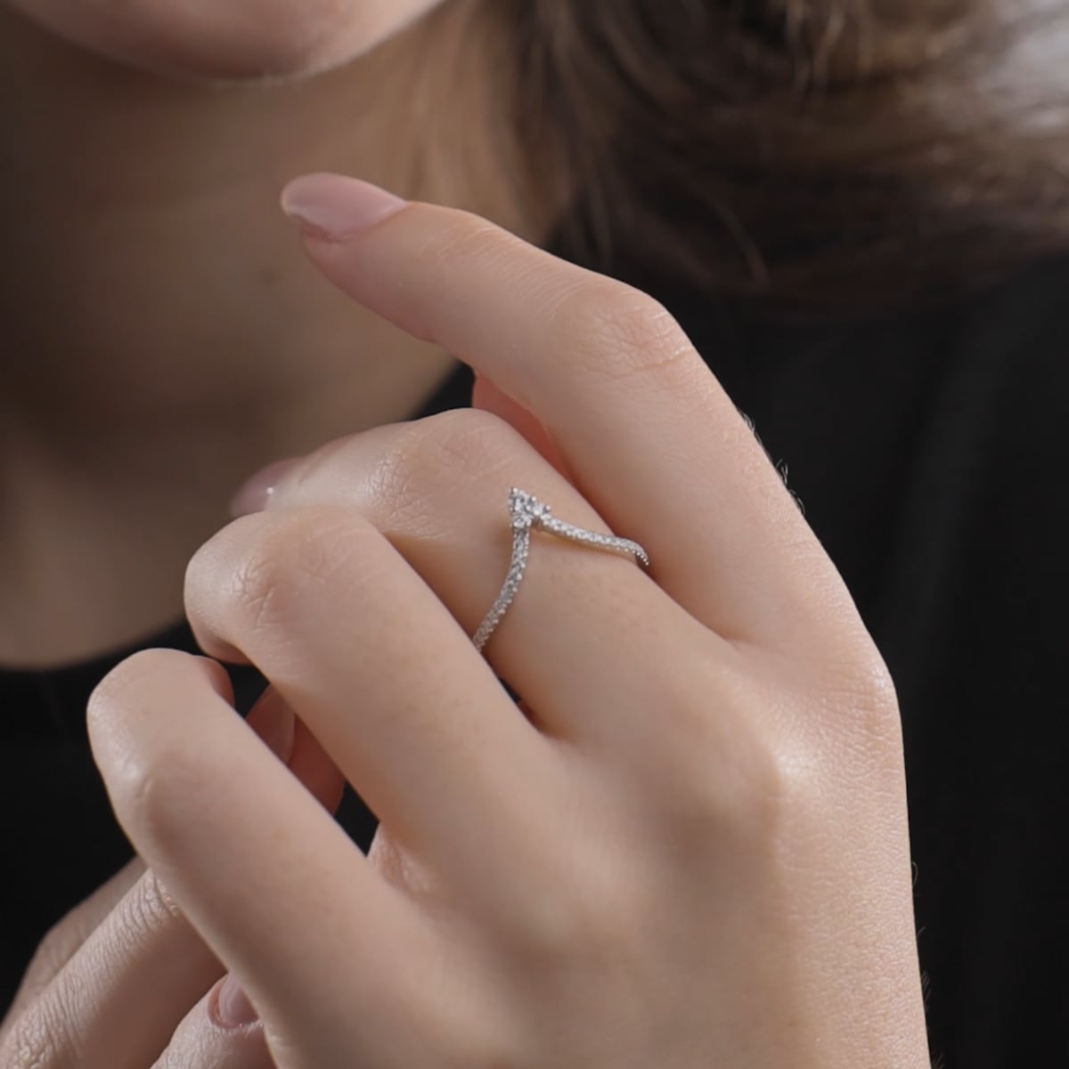 product video 2 for 1/5 ctw Round Lab Grown Diamond Chevron Wedding Band