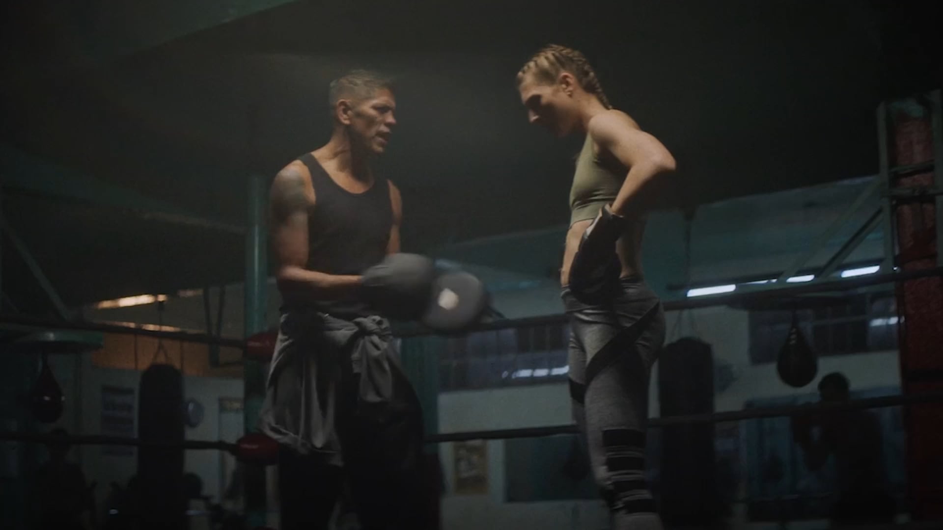 uber_boxer_lobo LOOP on Vimeo