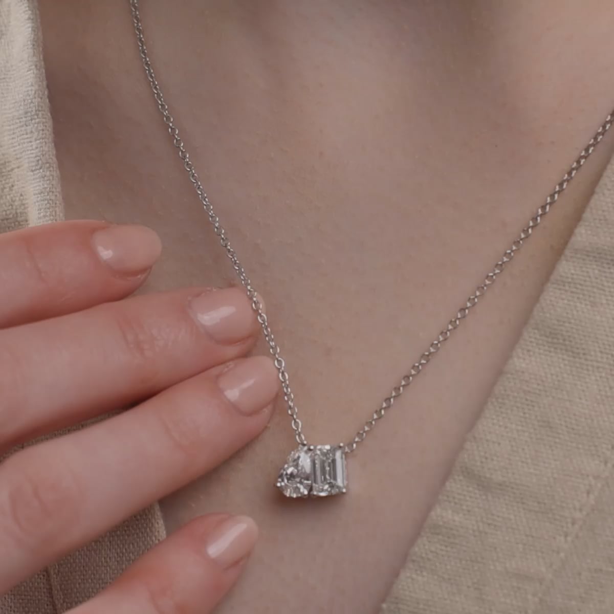 product video 2 for 2 3/4 ctw Toi Et Moi Emerald and Round Pendant