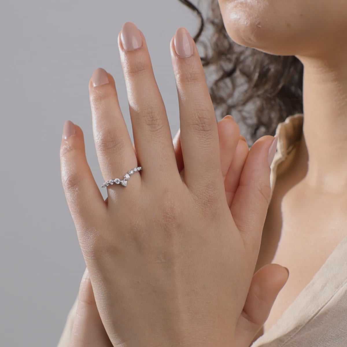 product video 2 for 1/2 ctw Round Lab Grown Diamond Floating Curve Stackable Ring