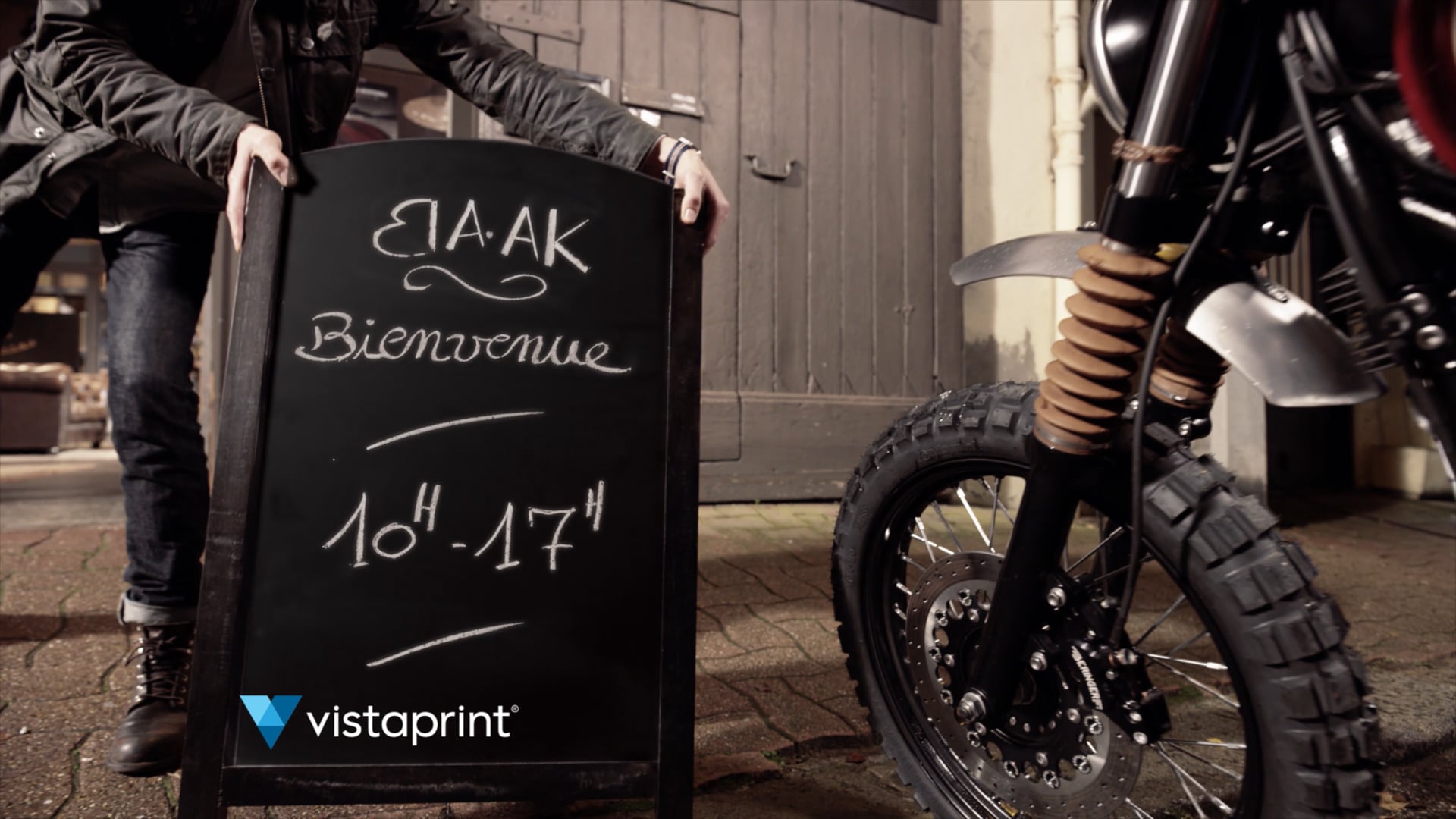 Own the Now with Vistaprint: Baak