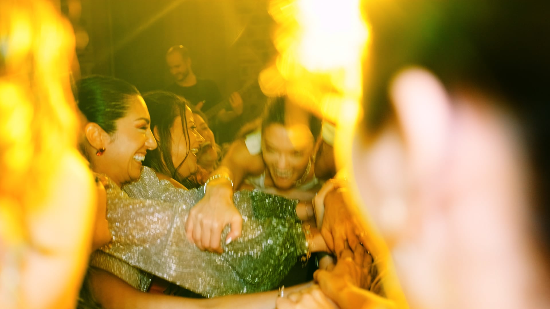 Tem uma música do Caetano...