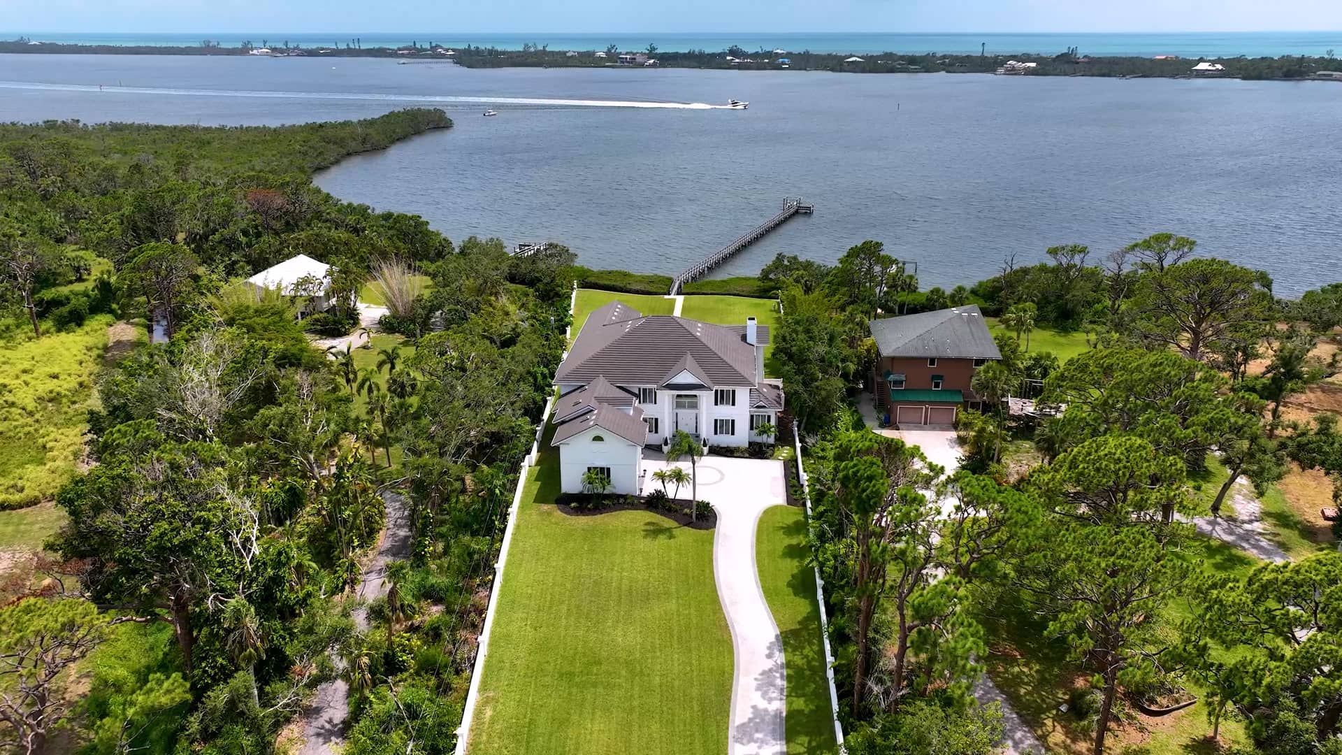 1081 BAYSHORE DRIVE, ENGLEWOOD, FL on Vimeo