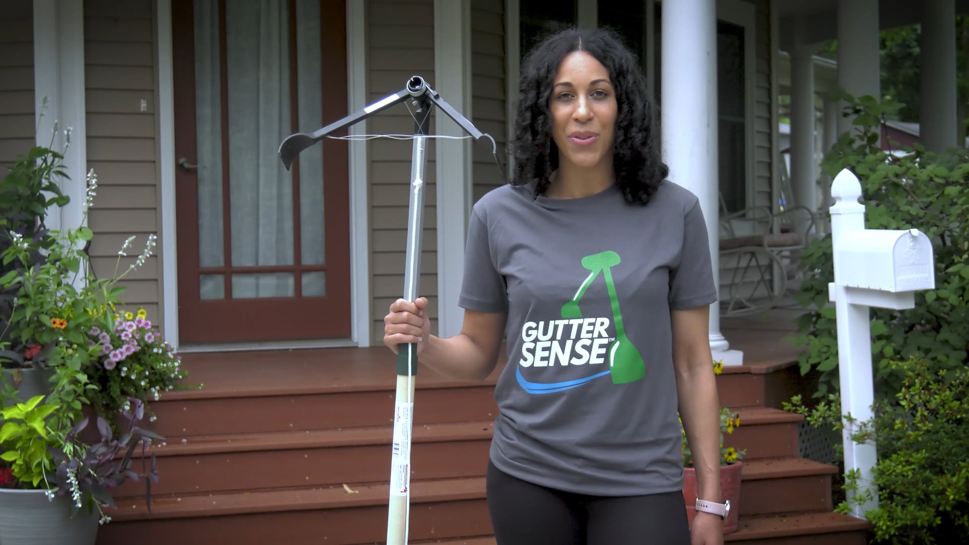 GutterSesne - Everyone Hates Cleaning Gutters