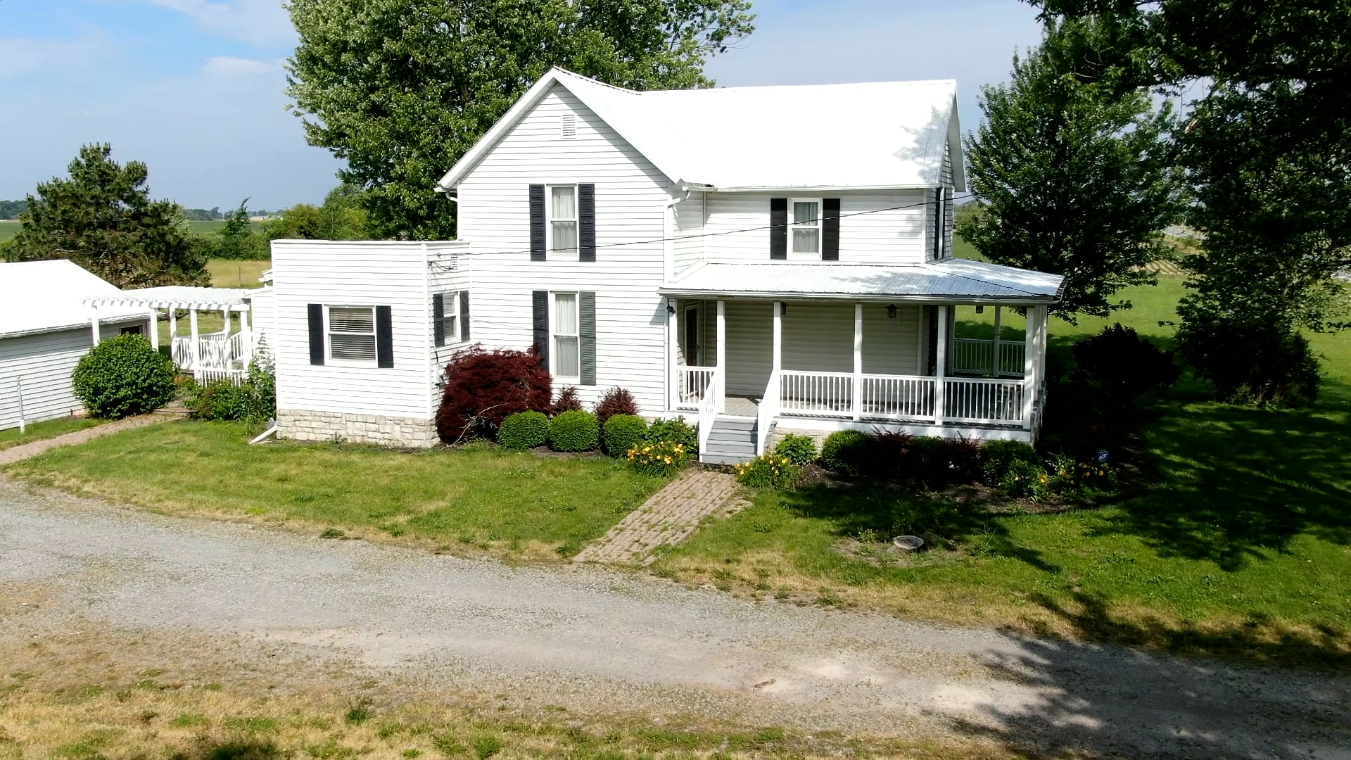 5406 Bellefontaine Rd on Vimeo