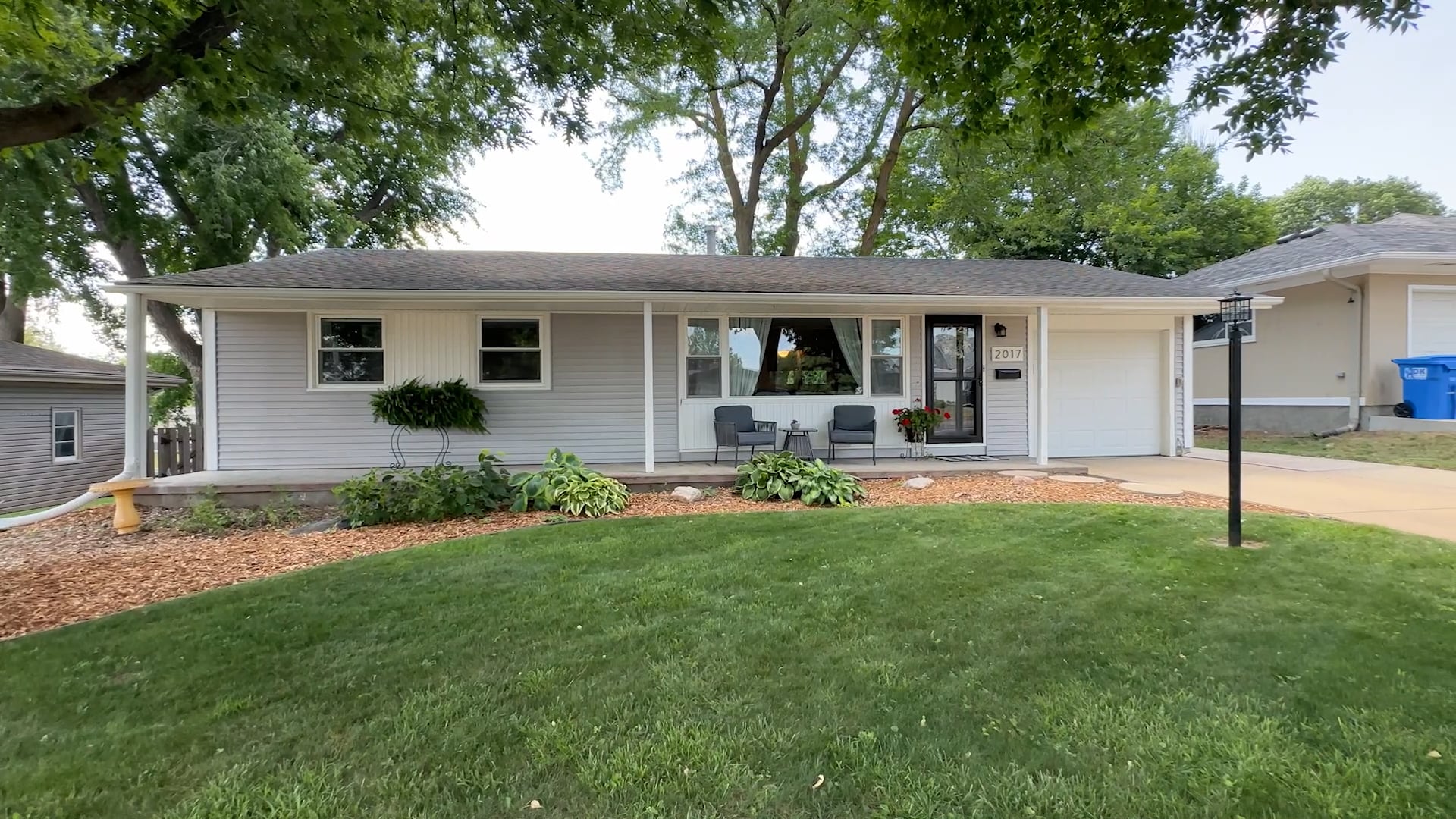 2017 S Blauvelt Ave on Vimeo