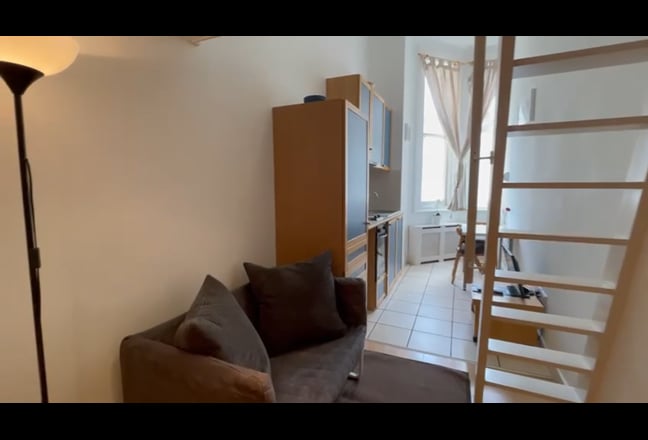 Video 1: 
