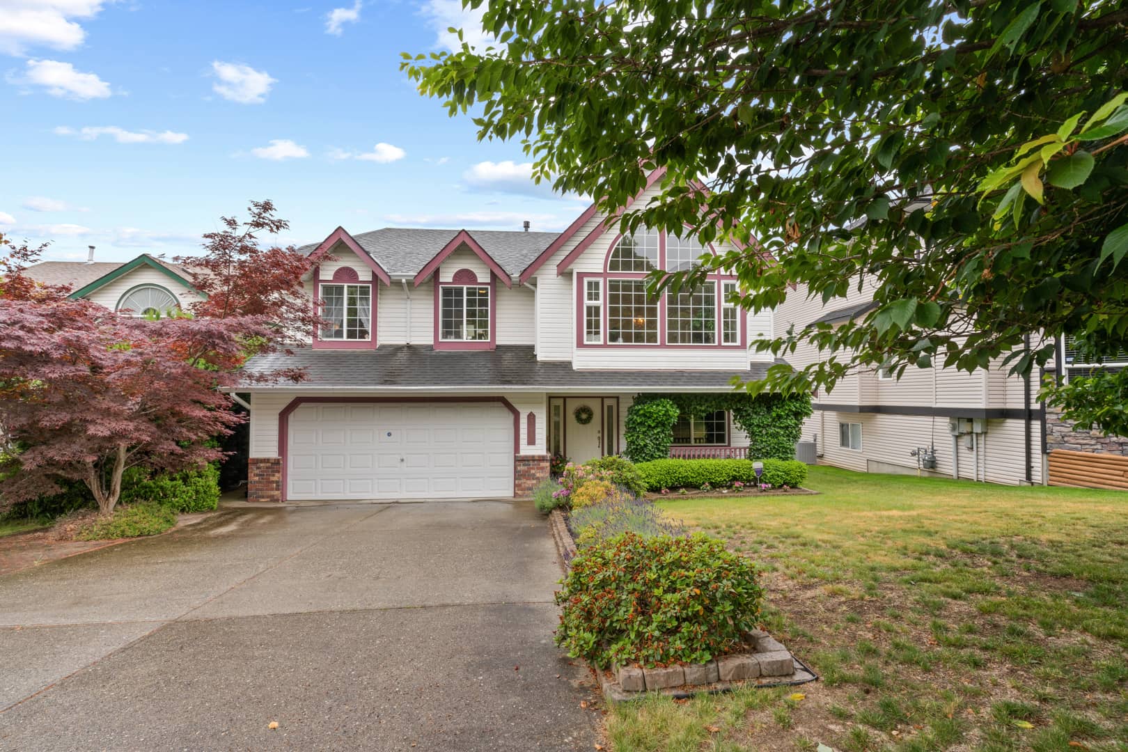 TAKAHASHI REAL ESTATE GROUP // 33660 Blueberry Drive, Mission (4K) on Vimeo