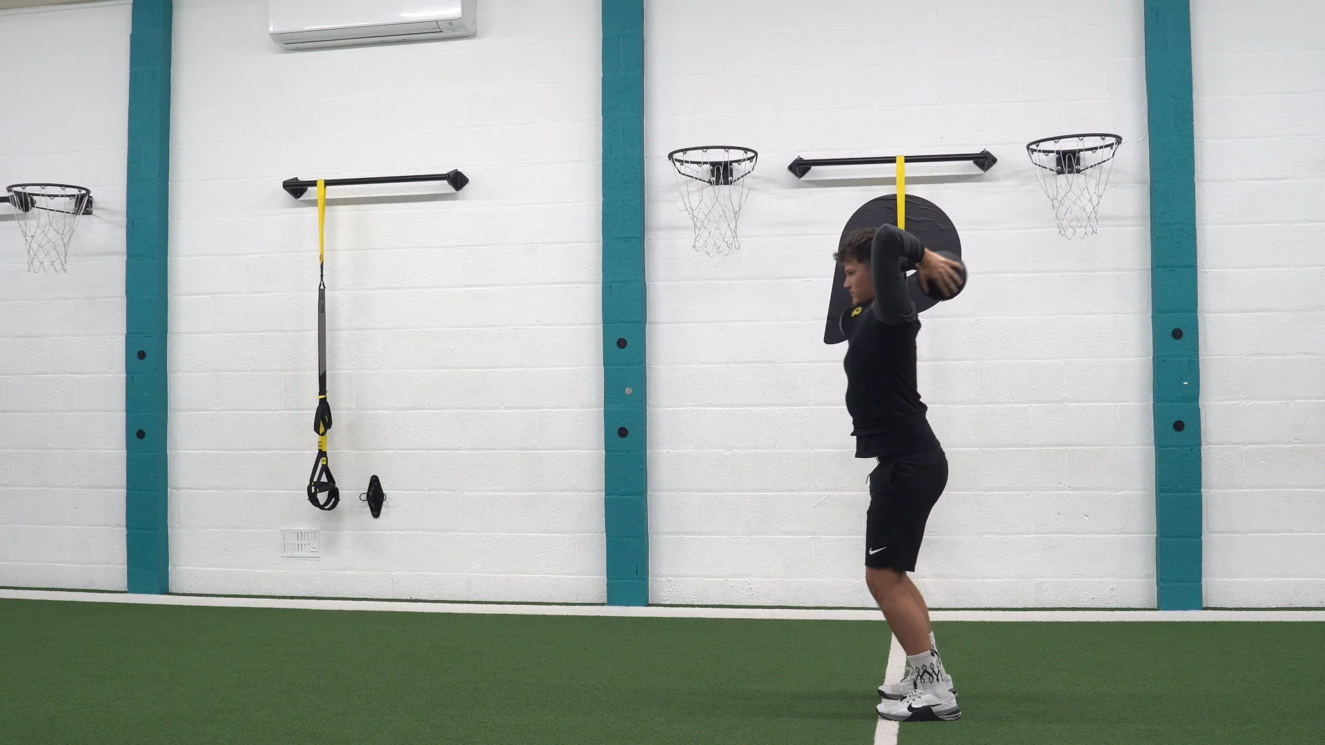 Overhead Throw In on Vimeo