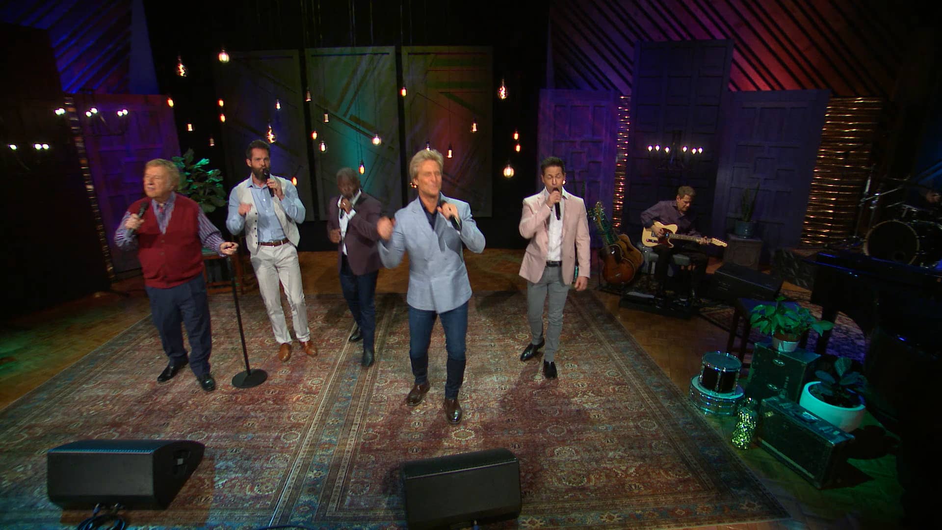 Gaither Vocal Band Shine The Darker The Night The Brighter The Light