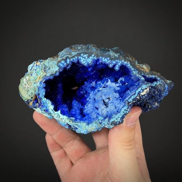 Azurite pocket (old classic circa early 1900s)